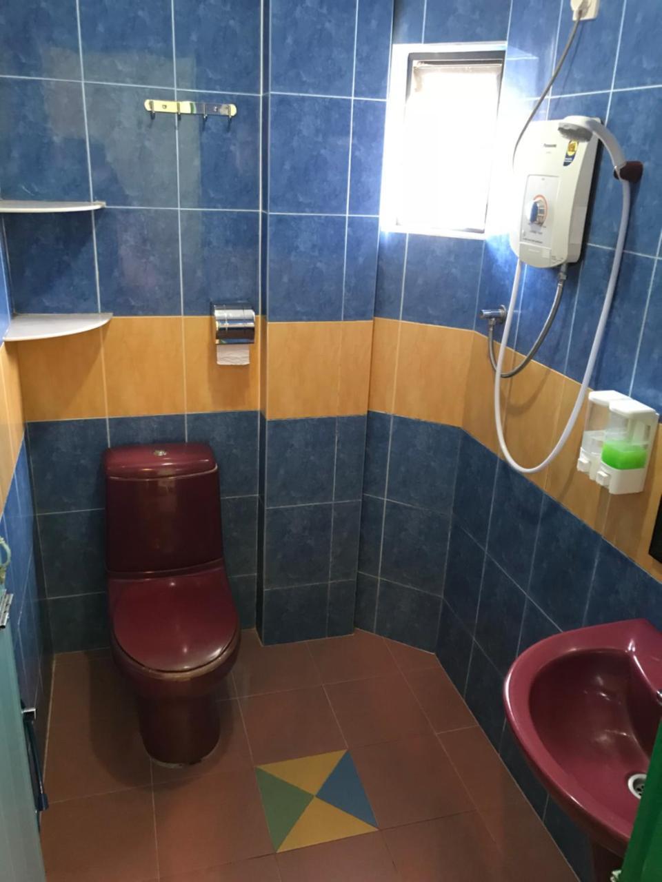Kangsar Hotel Kuala Kangsar Buitenkant foto